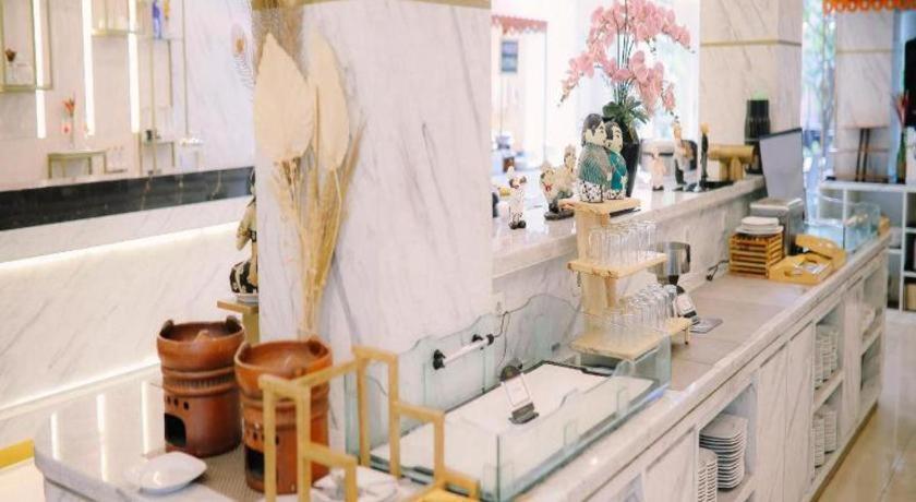 Grand Malioboro Yogyakarta Hotel Bagian luar foto