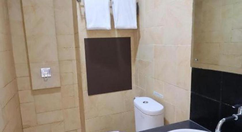 Grand Malioboro Yogyakarta Hotel Bagian luar foto