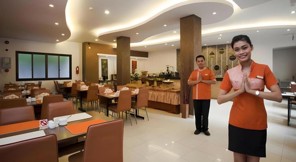 Grand Malioboro Yogyakarta Hotel Bagian luar foto